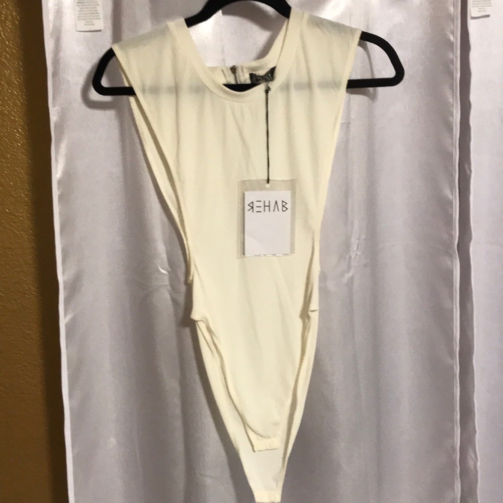 NWT Cut off bodysuit